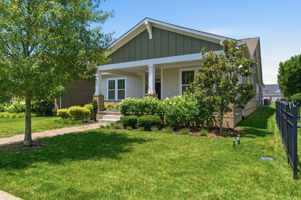 1601 Drakes Creek Road Hendersonville TN 37075