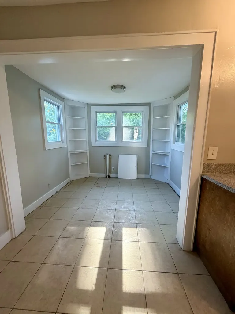 1602 Columbia Avenue Columbia TN 38401