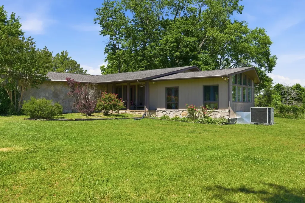 1020 Bunker Hill Drive Arrington TN 37014