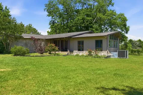 1020 Bunker Hill Drive Arrington TN 37014