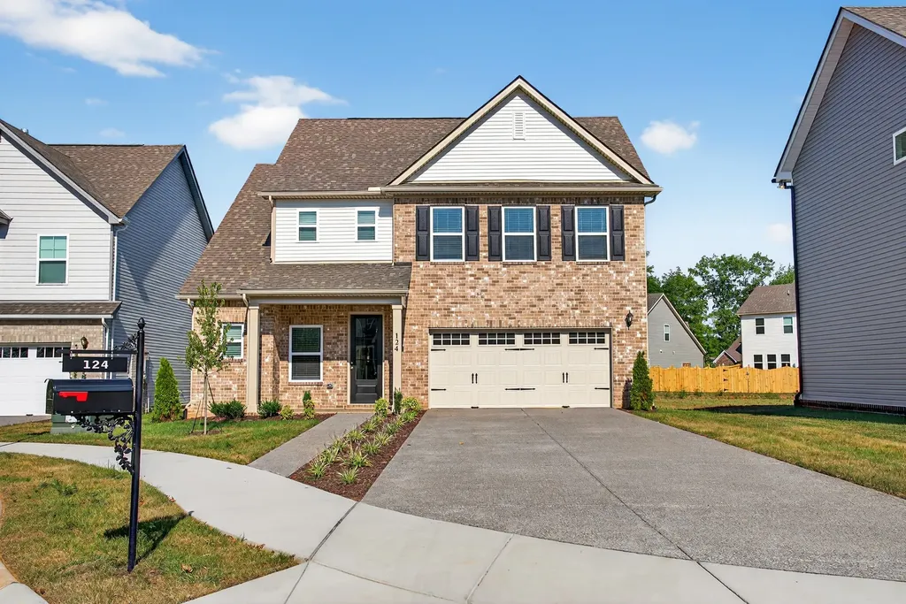 124 Limbury Court White House TN 37188