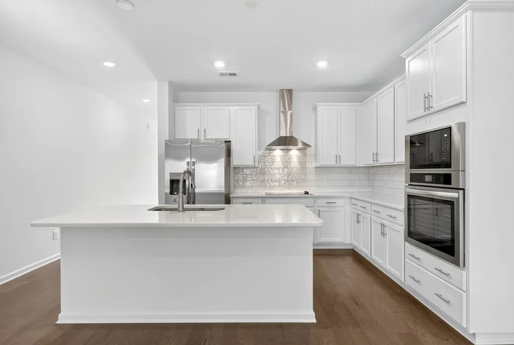 124 Limbury Court White House TN 37188