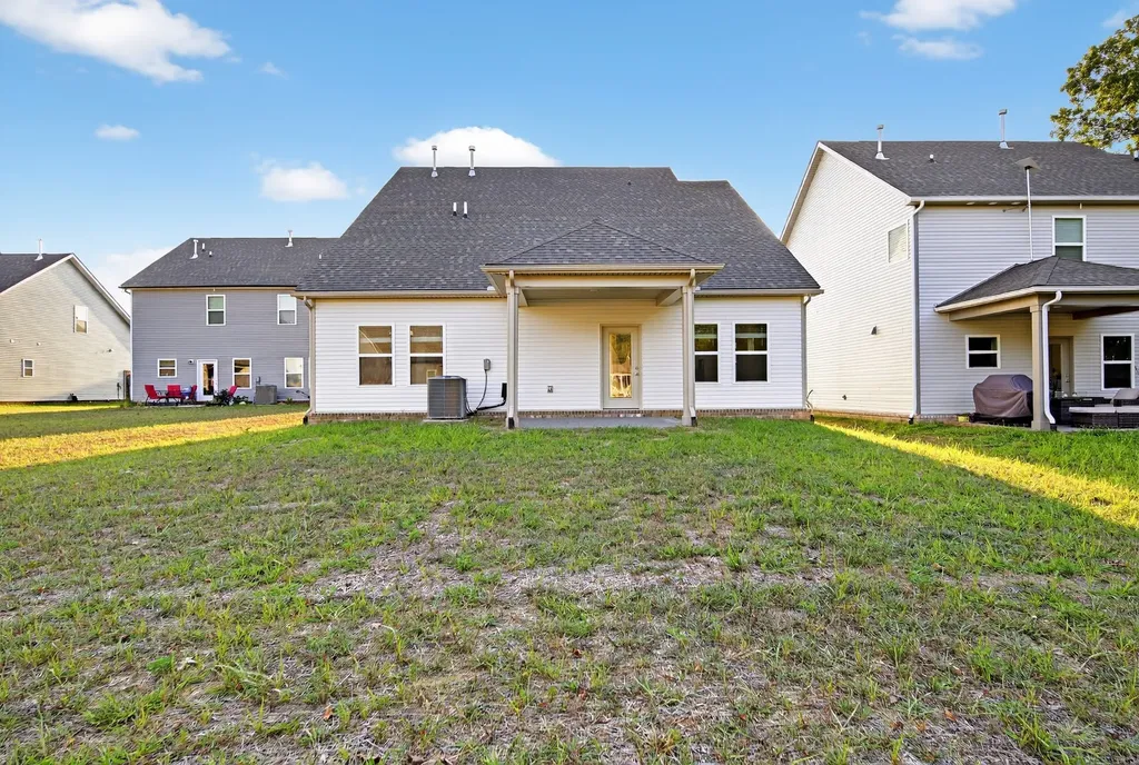 124 Limbury Court White House TN 37188