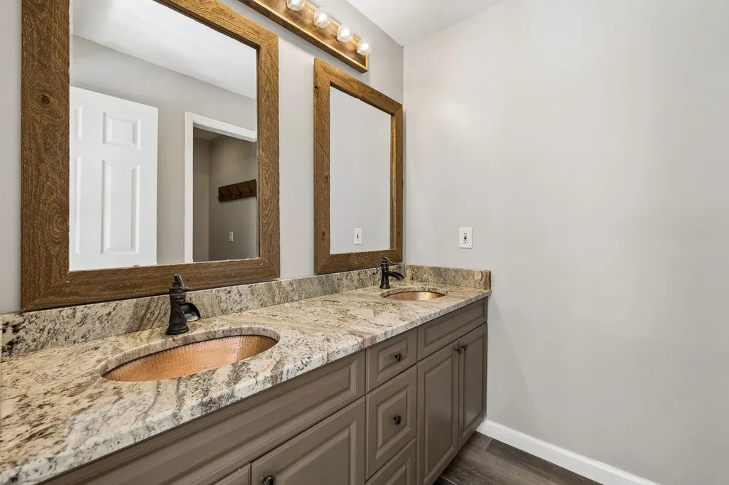 450 Bonnie Valley Drive Lebanon TN 37087