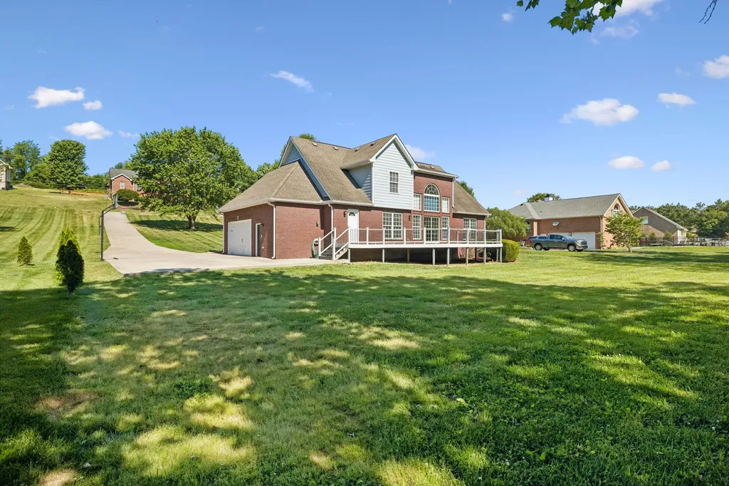 450 Bonnie Valley Drive Lebanon TN 37087