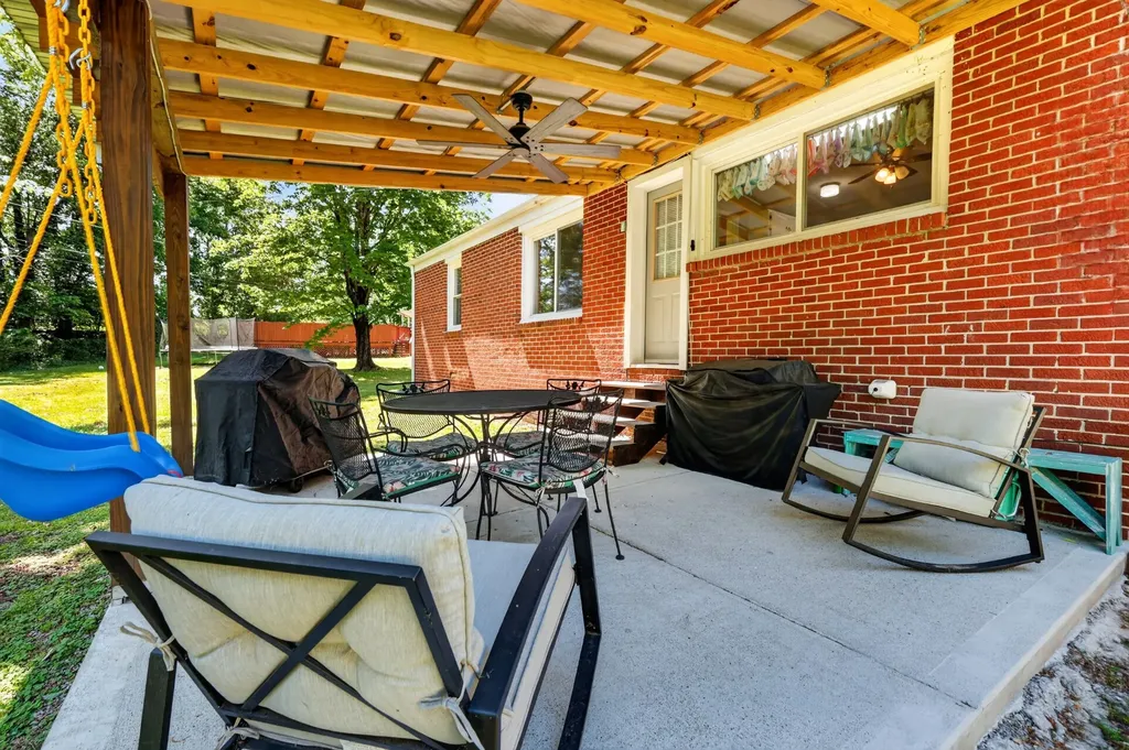 105 Daleview Circle Columbia TN 38401