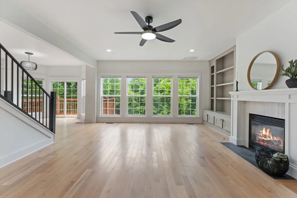 6544 Banbury Crossing Brentwood TN 37027