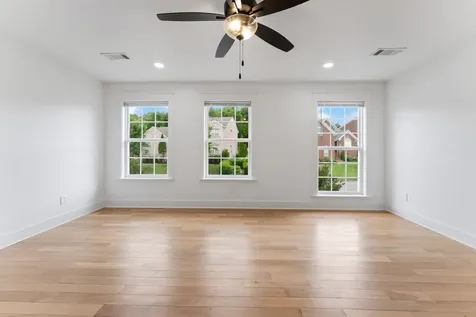 6544 Banbury Crossing Brentwood TN 37027