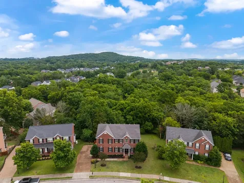 6544 Banbury Crossing Brentwood TN 37027