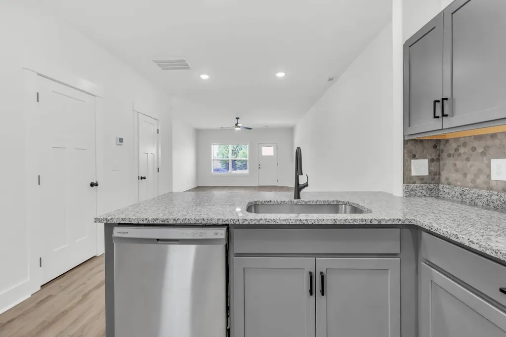 142 Front Ridge Circle Clarksville TN 37040