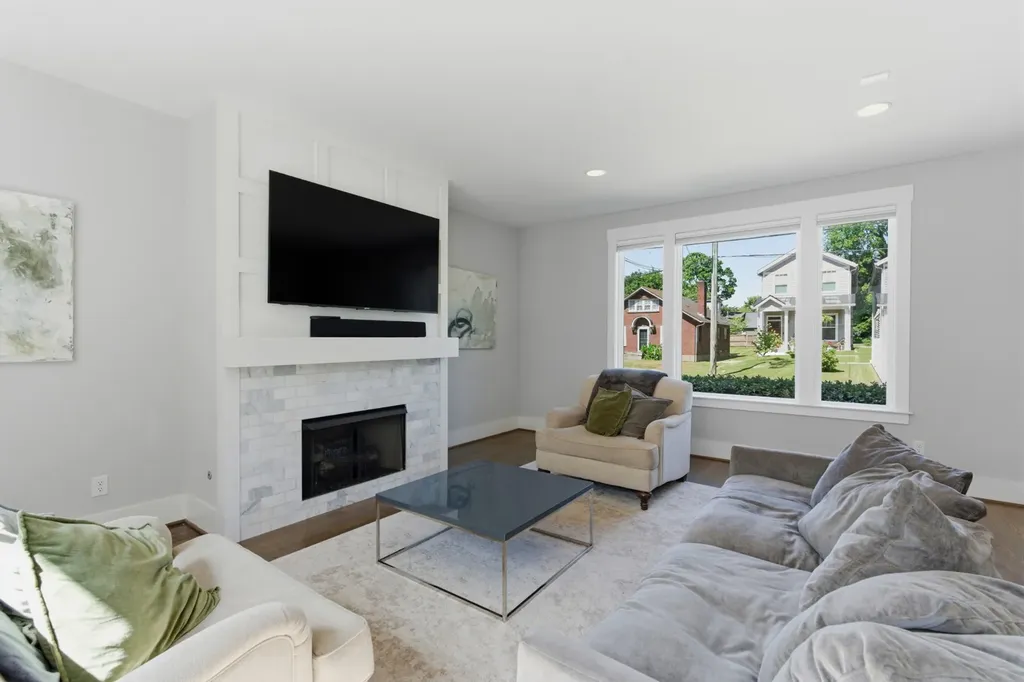1810A Allison Place Nashville TN 37203