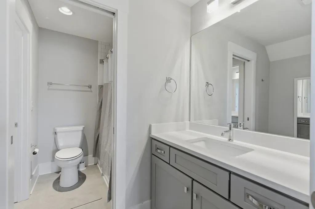 1810A Allison Place Nashville TN 37203
