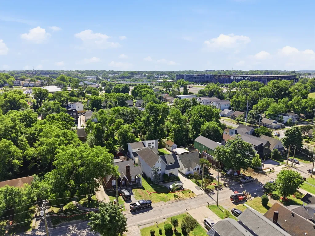 1810A Allison Place Nashville TN 37203