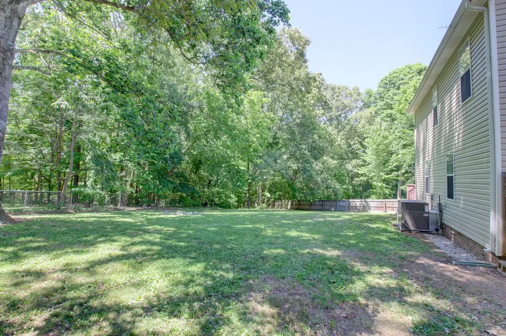 704 Laurelwood Court Clarksville TN 37043