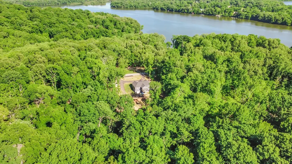 407 Summerfield Drive Cadiz KY 42211