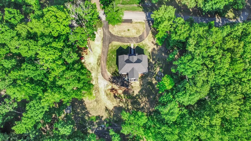 407 Summerfield Drive Cadiz KY 42211