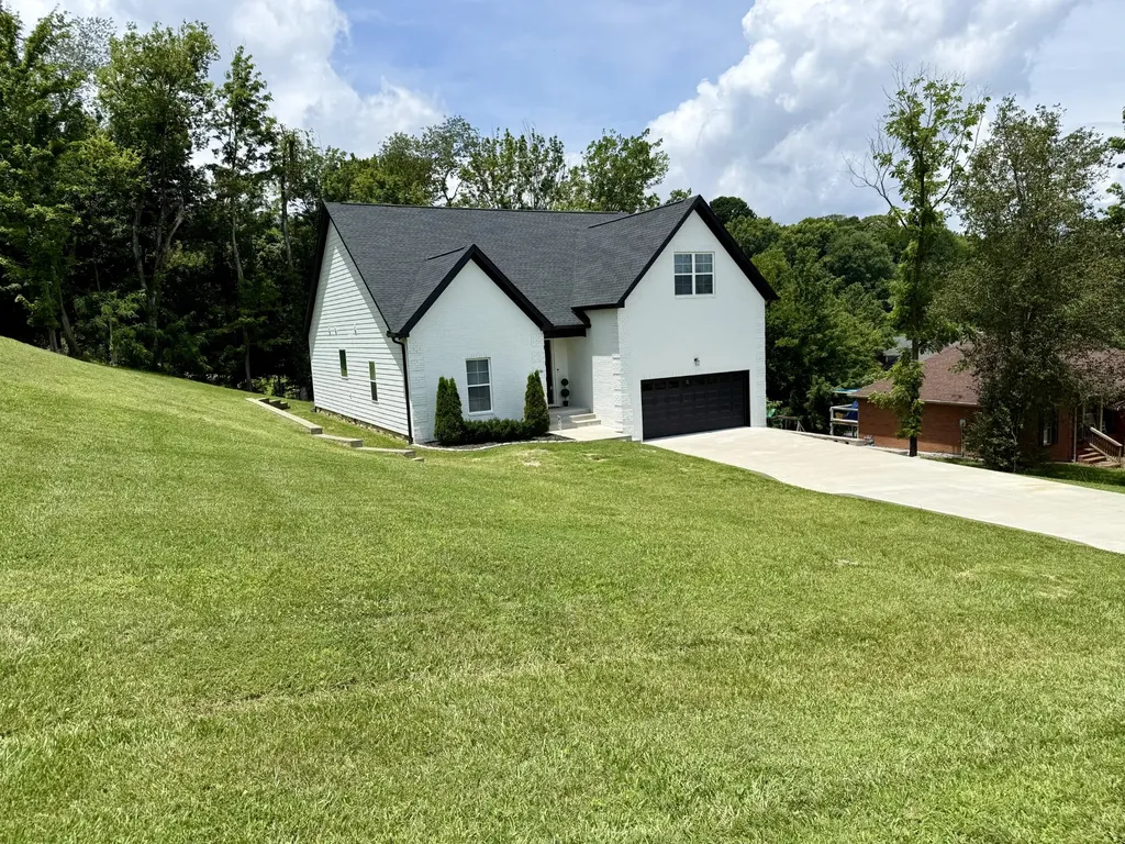 486 David Avenue Lewisburg TN 37091