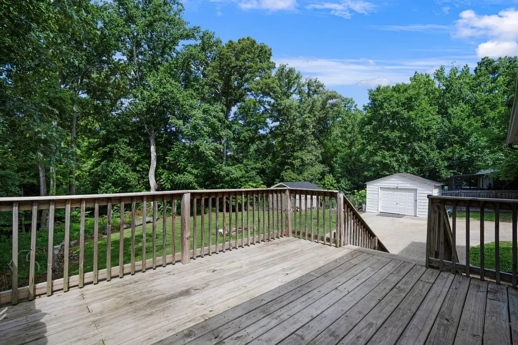 412 Hilltop Drive Clarksville TN 37040