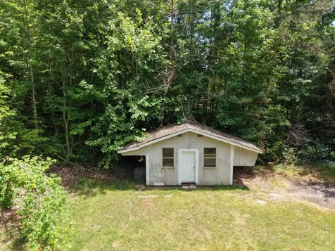 1720 Bear Creek Road Collinwood TN 38450