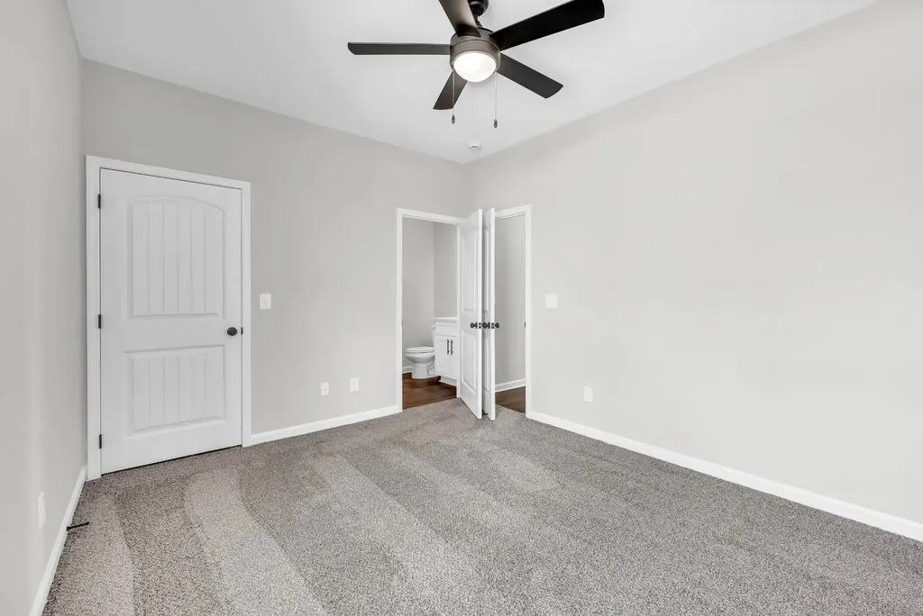 2395 Pea Ridge Road Clarksville TN 37040