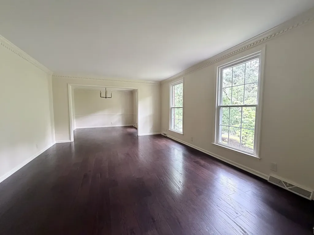 2016 Sunny Side Drive Brentwood TN 37027