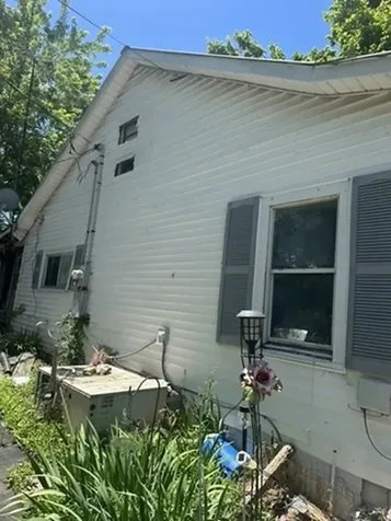7337 Old Highway 52 Westmoreland TN 37186