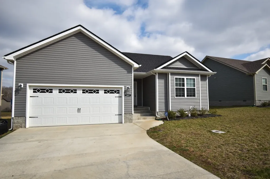 207 Geneva Lane Clarksville TN 37040