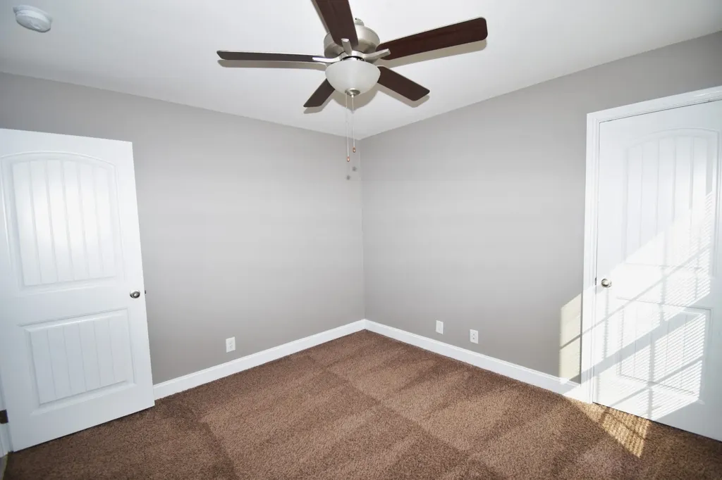 207 Geneva Lane Clarksville TN 37040
