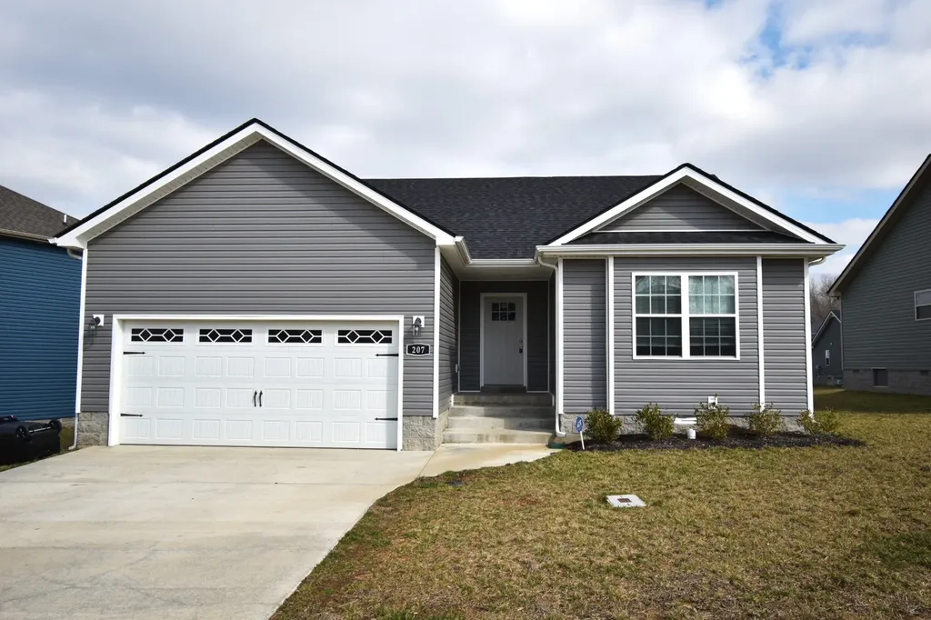 207 Geneva Lane Clarksville TN 37040
