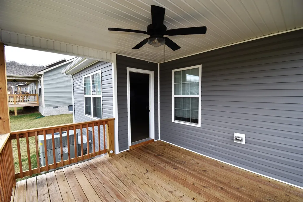 207 Geneva Lane Clarksville TN 37040