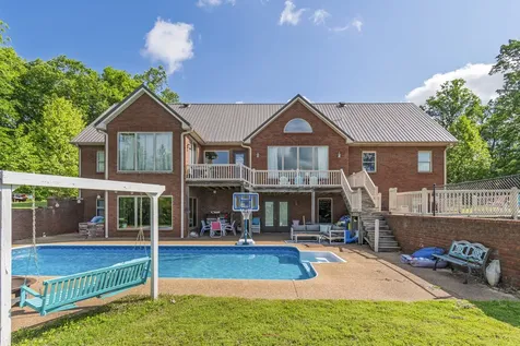 2266 S Main Street Lobelville TN 37097