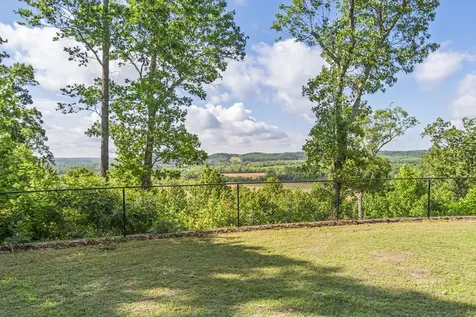 2266 S Main Street Lobelville TN 37097