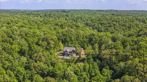 2266 S Main Street Lobelville TN 37097
