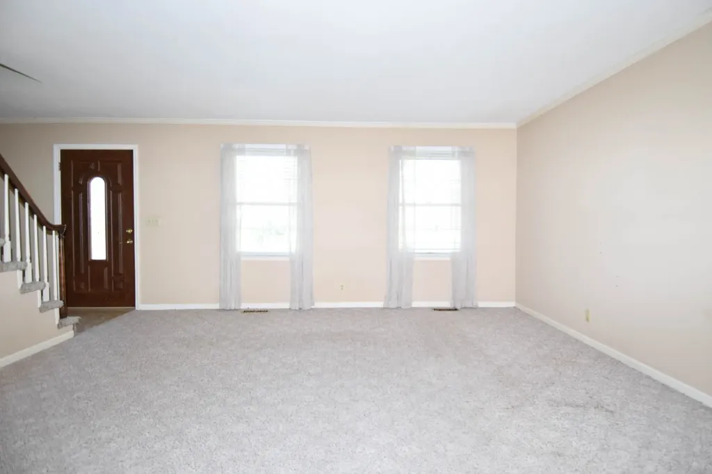1059 Robertson Road Gallatin TN 37066