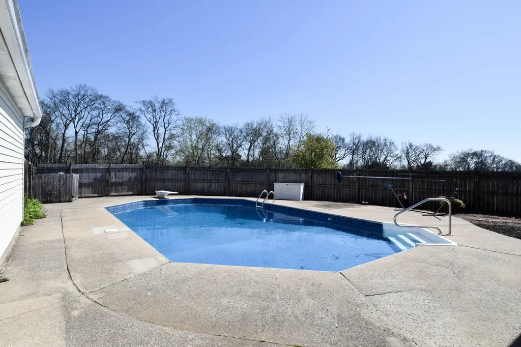 1059 Robertson Road Gallatin TN 37066