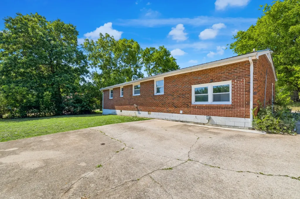 304 Starlight Drive Nashville TN 37207