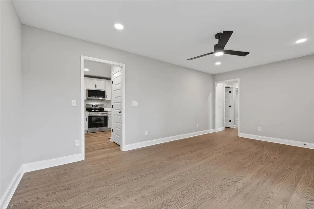 221 Clearview Drive Clarksville TN 37043