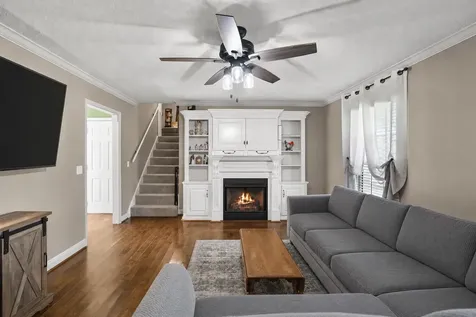 10006 Wendy Way Lyles TN 37098