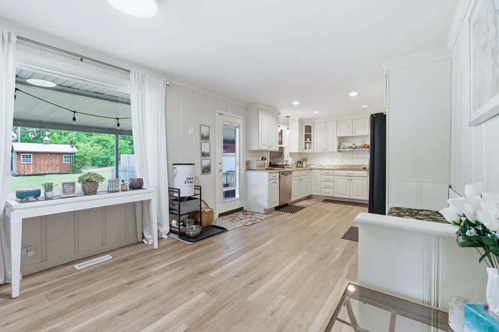 2636 Woodberry Drive Nashville TN 37214