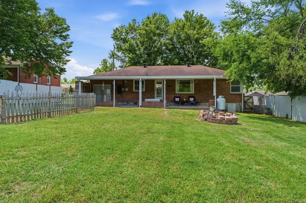 2636 Woodberry Drive Nashville TN 37214
