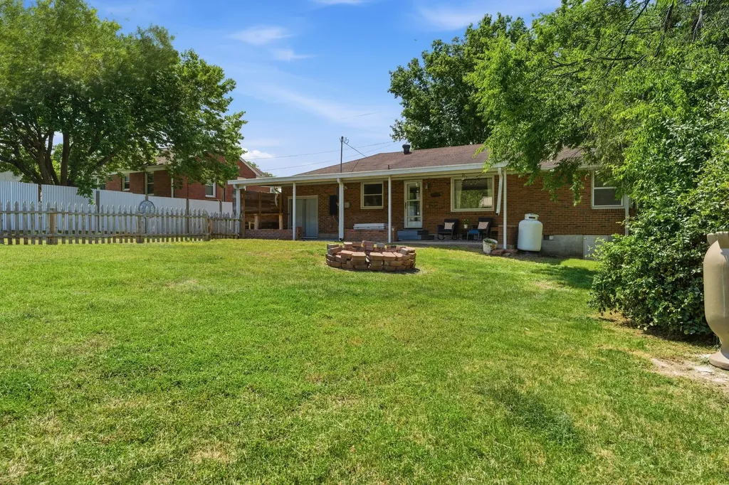 2636 Woodberry Drive Nashville TN 37214