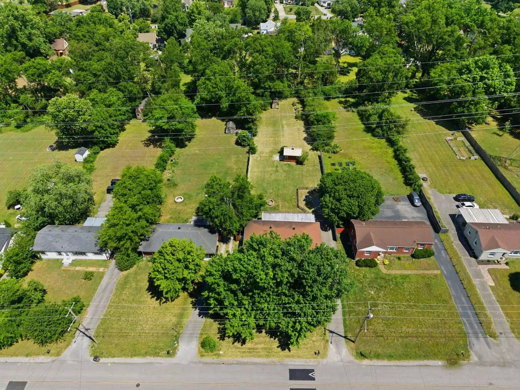 2636 Woodberry Drive Nashville TN 37214