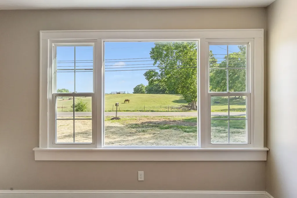 1057 Mapleash Avenue Columbia TN 38401