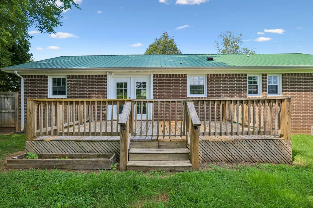 83 Oneal Drive Rock Island TN 38581
