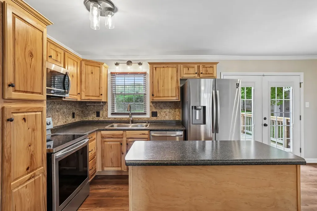 83 Oneal Drive Rock Island TN 38581