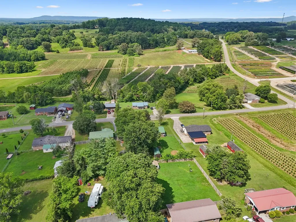 83 Oneal Drive Rock Island TN 38581