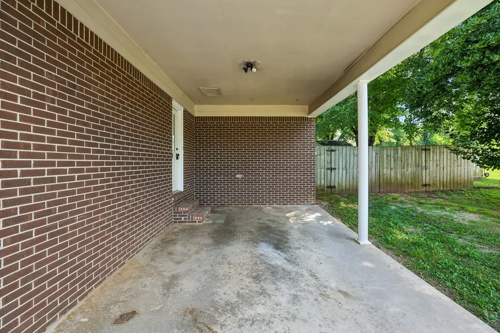 83 Oneal Drive Rock Island TN 38581