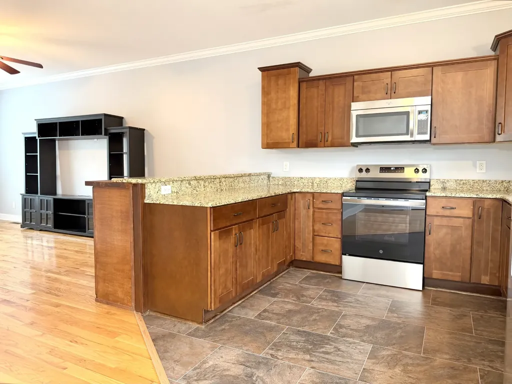 90 Promontory Lane Clarksville TN 37040