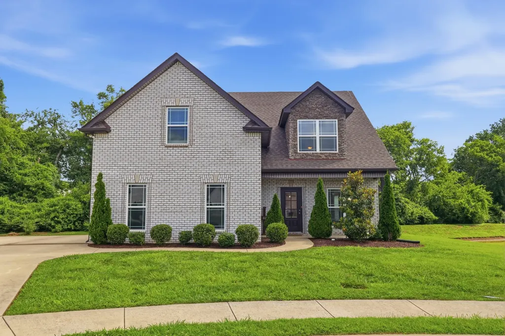 5152 Cedar Retreat Drive Murfreesboro TN 37129