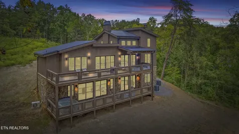 2118 Megan Ridge Drive Sevierville TN 37862